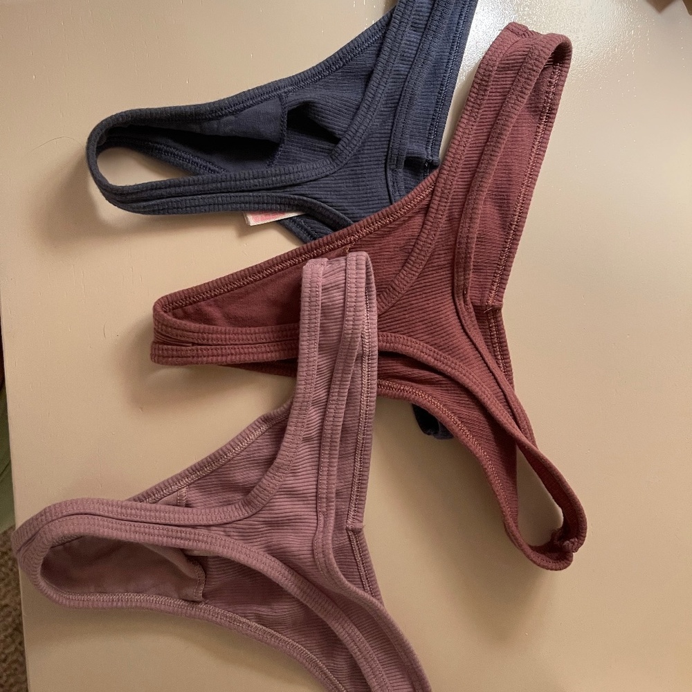 Pink Victoria’s Secret thongs